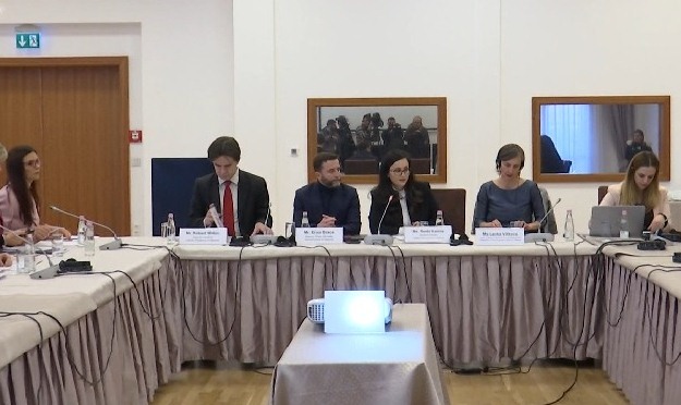 Ndryshon ligji i prokurimit publik: Shtrengohen masat per perfitimin e nje tenderi